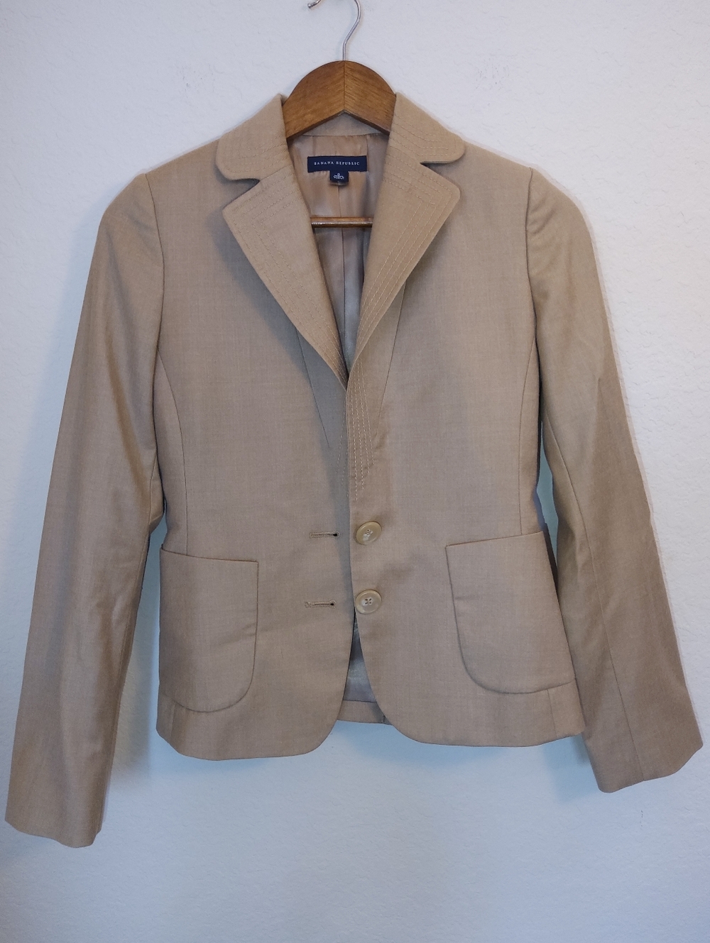 Banana Republic‎ Wool Blazer Womens Size 0 Beige Classic Workwear Dark Academia